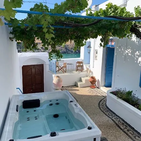 Boutique Lindos (Rhodes)